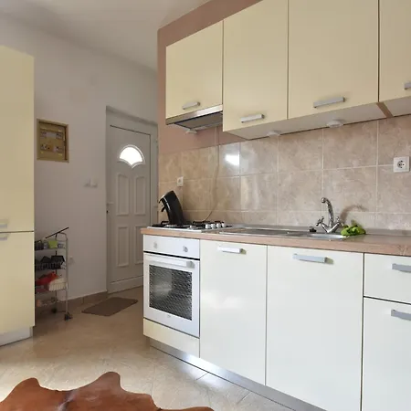 Nyaraló In Dalmatia Near Krka Np *